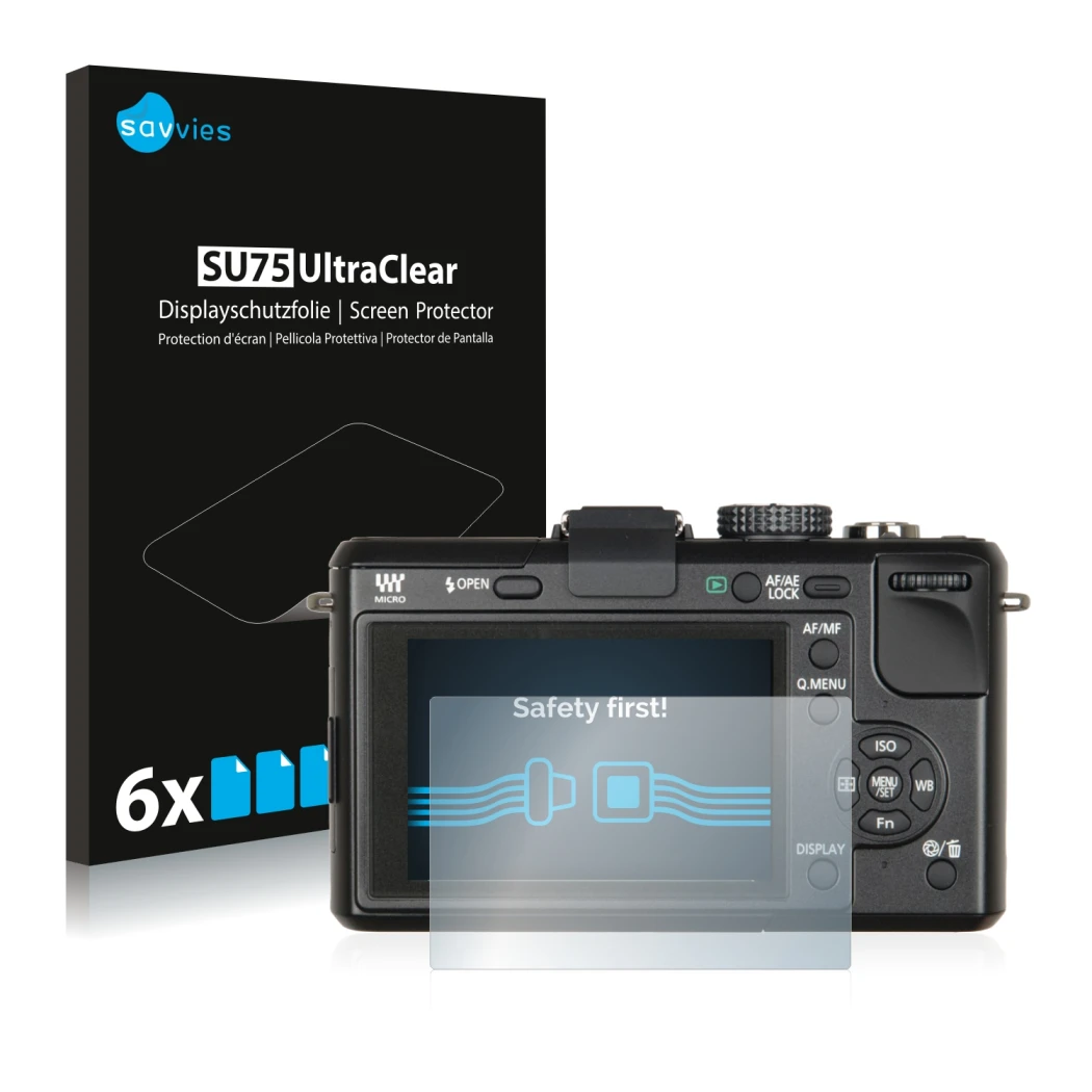 Parte frontal de un envase de producto con el logotipo de la marca Savvies. Al lado se muestra el dispositivo Panasonic Lumix 