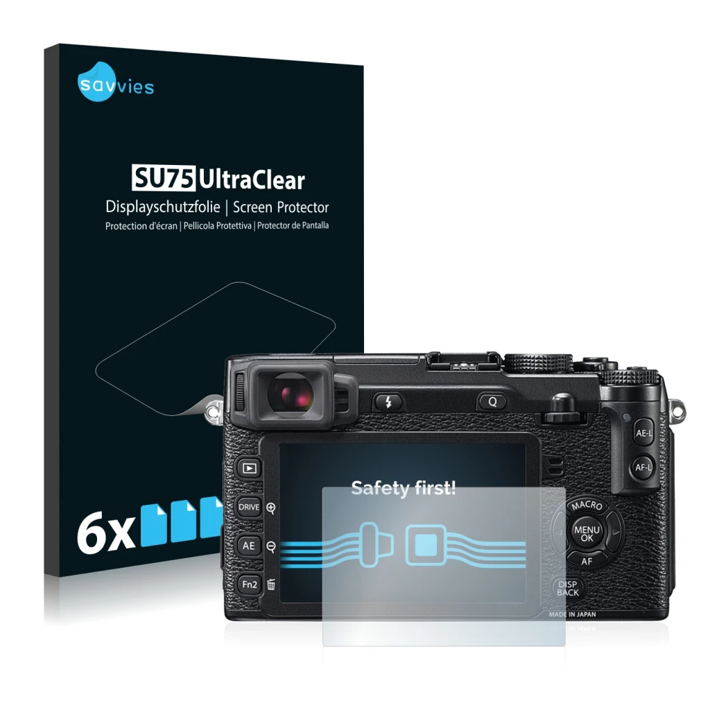 Parte frontal de un envase de producto con el logotipo de la marca Savvies. Al lado se muestra el dispositivo Fujifilm X-E2 co