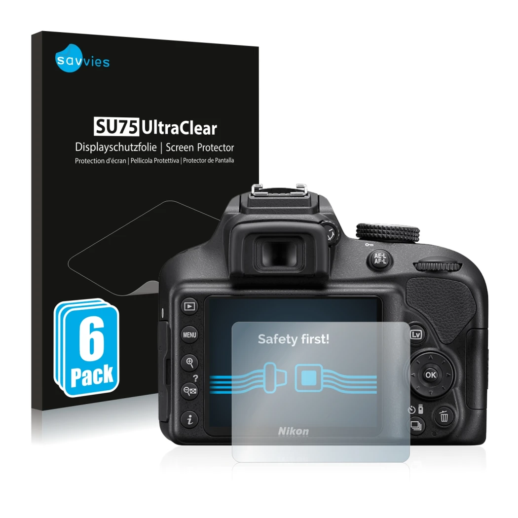 Parte frontal de un envase de producto con el logotipo de la marca Savvies. Al lado se muestra el dispositivo Nikon D3400 con 