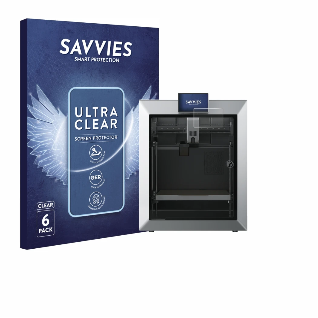 Parte frontal de un envase de producto con el logotipo de la marca Savvies. Al lado se muestra el dispositivo Qidi Tech Q2 con