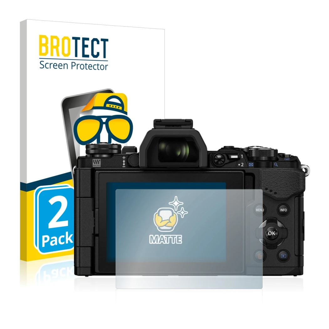 Parte frontal de un envase de producto con el logotipo de la marca BROTECT. Al lado se muestra el dispositivo Olympus OM-D E-M