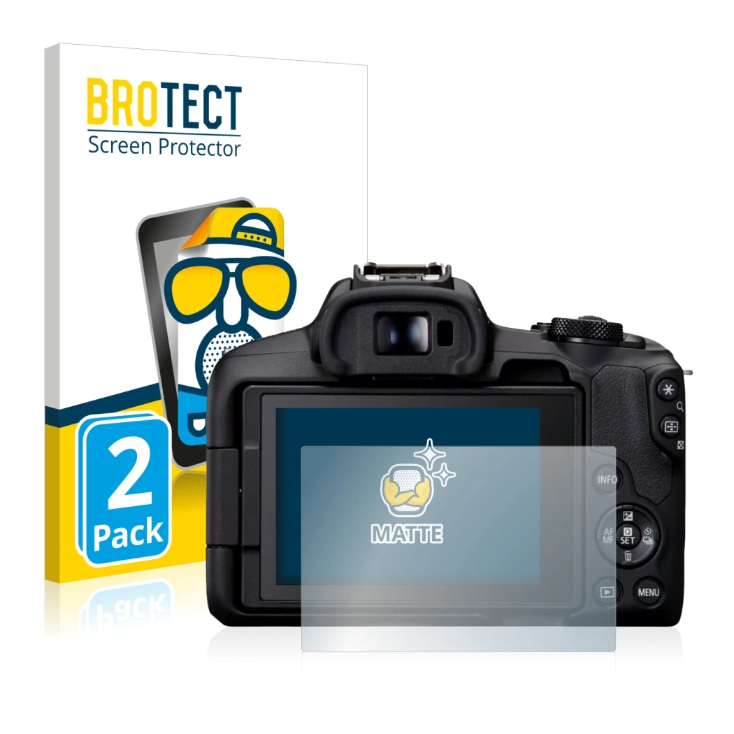 Parte frontal de un envase de producto con el logotipo de la marca BROTECT. Al lado se muestra el dispositivo Canon EOS R50 co