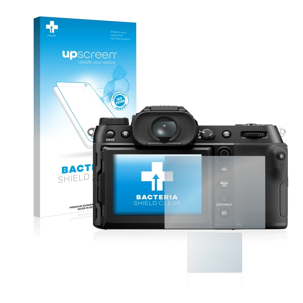 Parte frontal de un envase de producto con el logotipo de la marca upscreen. Al lado se muestra el dispositivo Fujifilm GFX50S