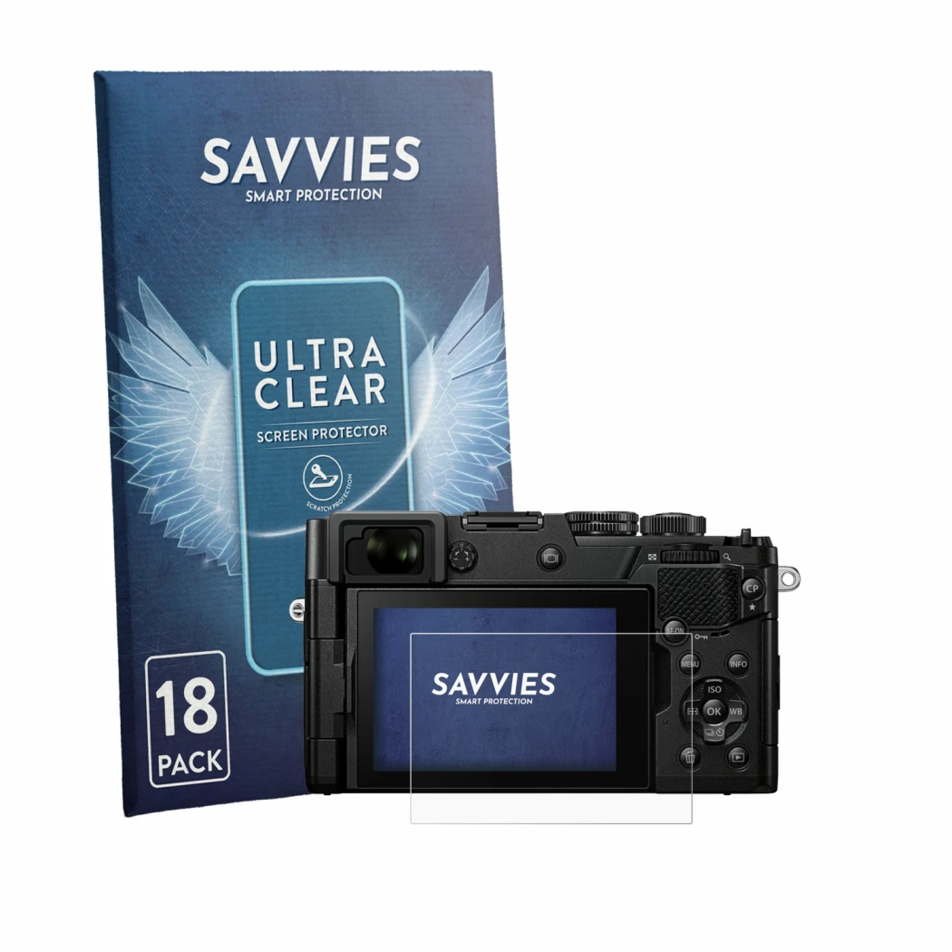 Parte frontal de un envase de producto con el logotipo de la marca Savvies. Al lado se muestra el dispositivo OM System PEN co