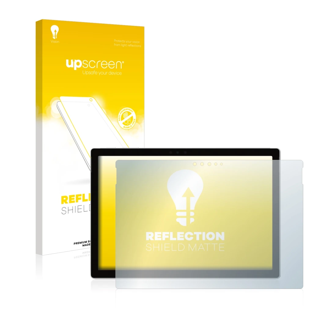 Parte frontal de un envase de producto con el logotipo de la marca upscreen. Al lado se muestra el dispositivo Microsoft Surfa