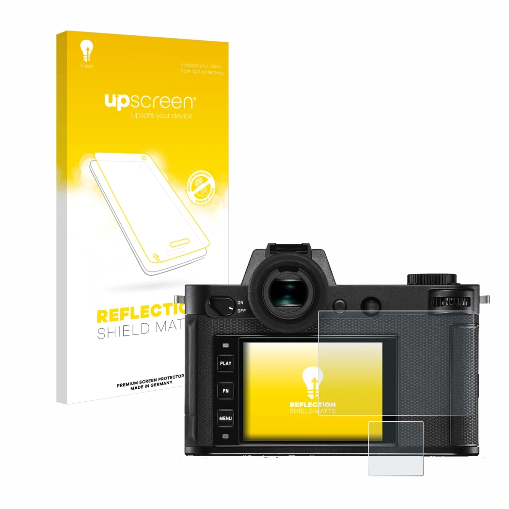Parte frontal de un envase de producto con el logotipo de la marca upscreen. Al lado se muestra el dispositivo Leica SL2-S con