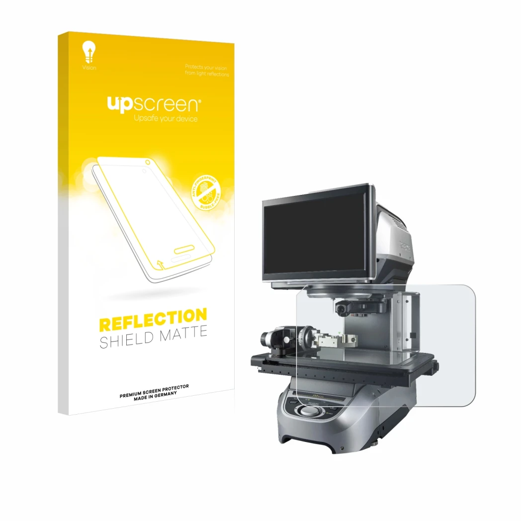 Parte frontal de un envase de producto con el logotipo de la marca upscreen. Al lado se muestra el dispositivo Keyence IM-8030