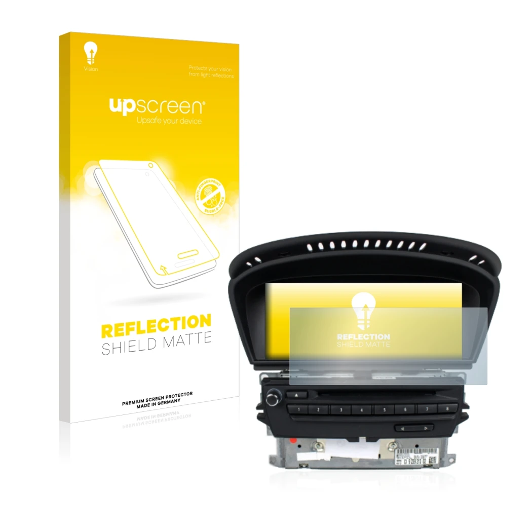 Parte frontal de un envase de producto con el logotipo de la marca upscreen. Al lado se muestra el dispositivo BMW 3 E93 2011
