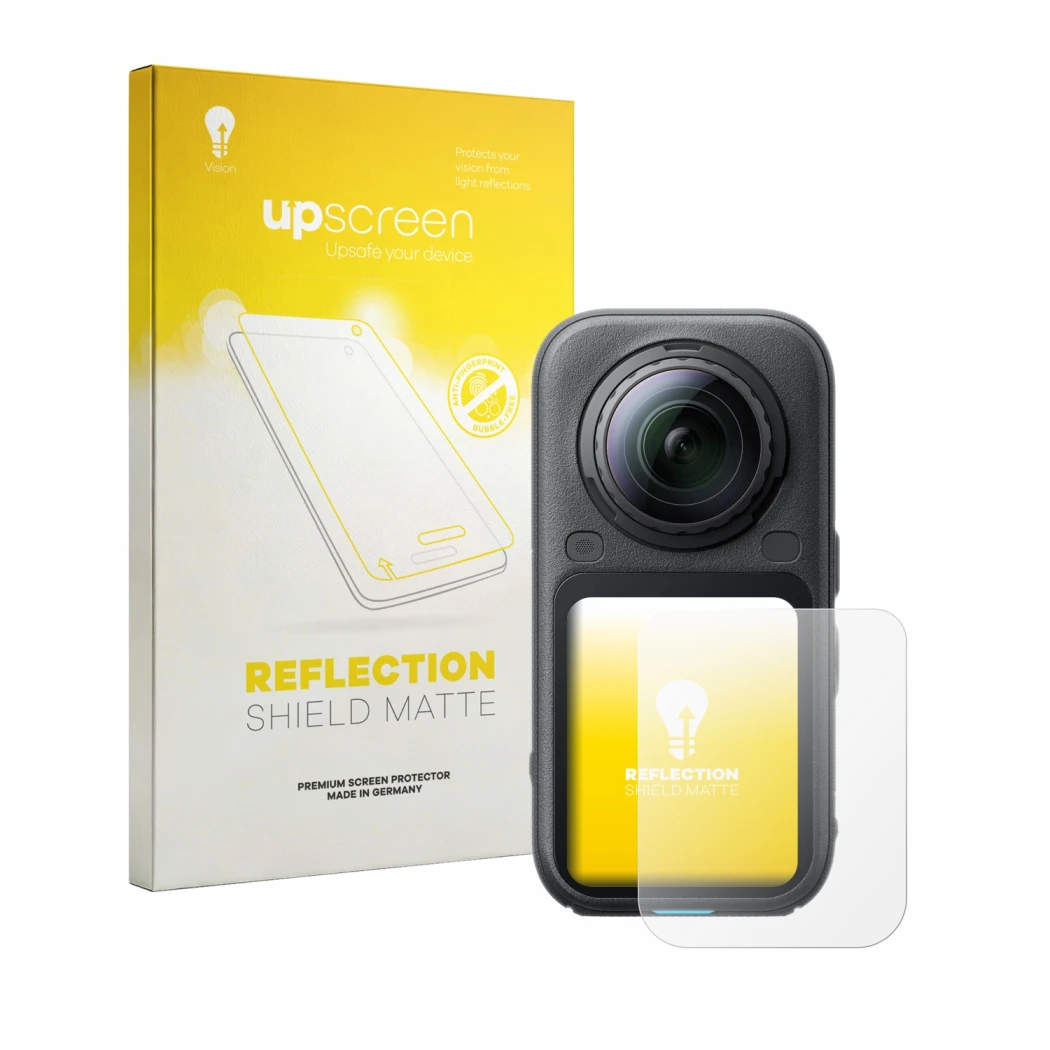 Parte frontal de un envase de producto con el logotipo de la marca upscreen. Al lado se muestra el dispositivo Insta360 X6 con