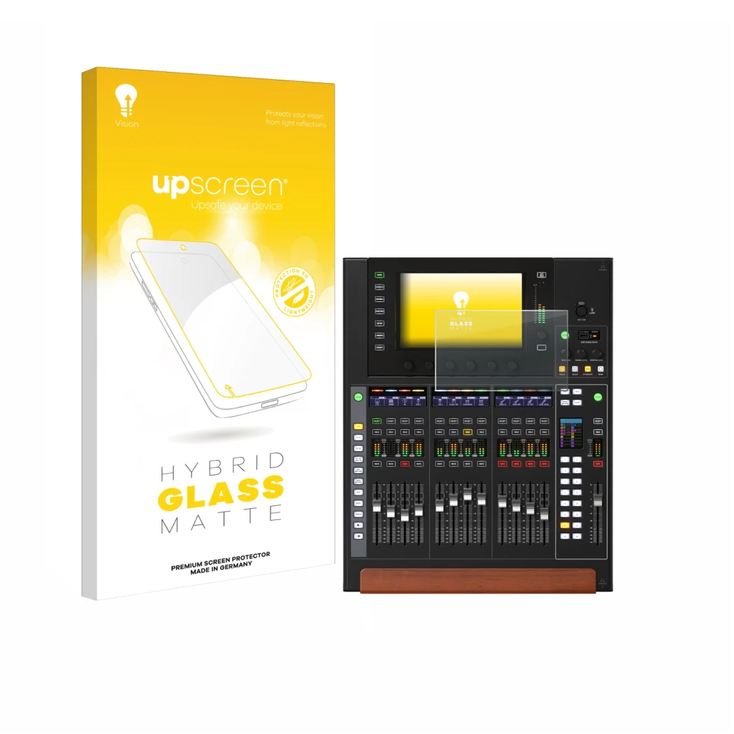 Parte frontal de un envase de producto con el logotipo de la marca upscreen. Al lado se muestra el dispositivo Behringer Wing 