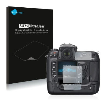 Parte frontal de un envase de producto con el logotipo de la marca Savvies. Al lado se muestra el dispositivo Nikon D2X con su