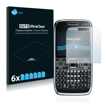 Parte frontal de un envase de producto con el logotipo de la marca Savvies. Al lado se muestra el dispositivo Nokia E72 con su