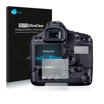 Parte frontal de un envase de producto con el logotipo de la marca Savvies. Al lado se muestra el dispositivo Canon EOS 1D Mar