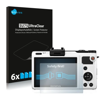 Parte frontal de un envase de producto con el logotipo de la marca Savvies. Al lado se muestra el dispositivo Olympus XZ-1 con