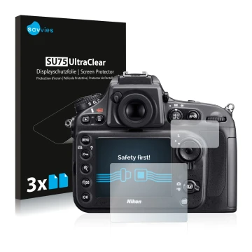 Parte frontal de un envase de producto con el logotipo de la marca Savvies. Al lado se muestra el dispositivo Nikon D800 con s