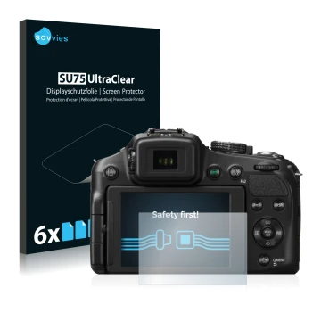 Parte frontal de un envase de producto con el logotipo de la marca Savvies. Al lado se muestra el dispositivo Panasonic Lumix 