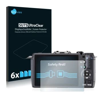 Parte frontal de un envase de producto con el logotipo de la marca Savvies. Al lado se muestra el dispositivo Pentax Q10 con s
