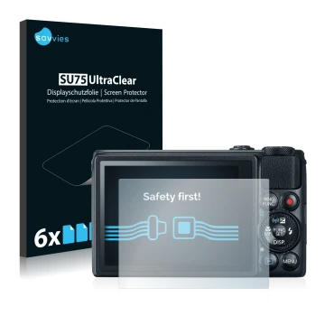 Parte frontal de un envase de producto con el logotipo de la marca Savvies. Al lado se muestra el dispositivo Canon PowerShot 