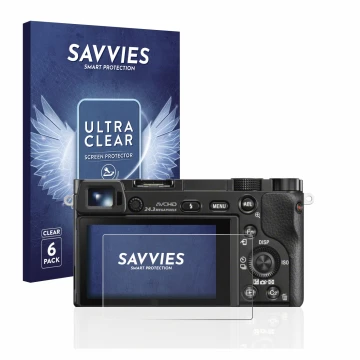 Parte frontal de un envase de producto con el logotipo de la marca Savvies. Al lado se muestra el dispositivo Sony Alpha 6000 