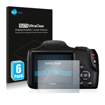 Parte frontal de un envase de producto con el logotipo de la marca Savvies. Al lado se muestra el dispositivo Canon PowerShot 