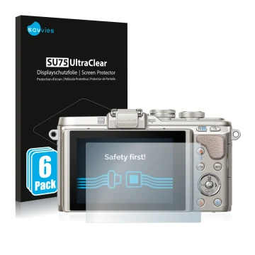 Parte frontal de un envase de producto con el logotipo de la marca Savvies. Al lado se muestra el dispositivo Olympus PEN E-PL