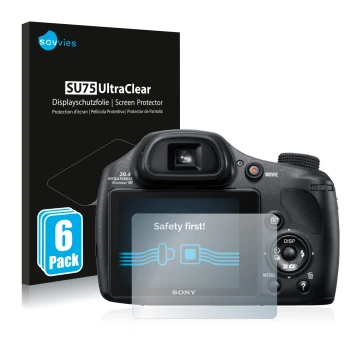 Parte frontal de un envase de producto con el logotipo de la marca Savvies. Al lado se muestra el dispositivo Sony Cyber-Shot 