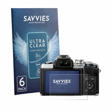 Parte frontal de un envase de producto con el logotipo de la marca Savvies. Al lado se muestra el dispositivo Olympus OM-D E-M