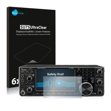 Parte frontal de un envase de producto con el logotipo de la marca Savvies. Al lado se muestra el dispositivo Icom IC-7610 con