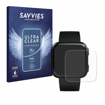 Parte frontal de un envase de producto con el logotipo de la marca Savvies. Al lado se muestra el dispositivo Fitbit Versa con