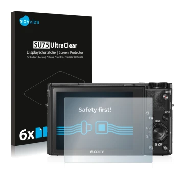 Parte frontal de un envase de producto con el logotipo de la marca Savvies. Al lado se muestra el dispositivo Sony Cyber-Shot 
