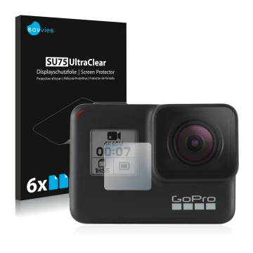 Parte frontal de un envase de producto con el logotipo de la marca Savvies. Al lado se muestra el dispositivo GoPro Hero 7 Bla