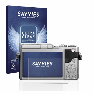 Parte frontal de un envase de producto con el logotipo de la marca Savvies. Al lado se muestra el dispositivo Panasonic Lumix 