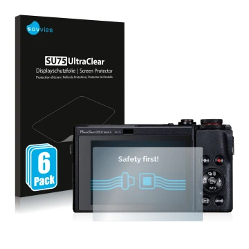 Parte frontal de un envase de producto con el logotipo de la marca Savvies. Al lado se muestra el dispositivo Canon PowerShot 