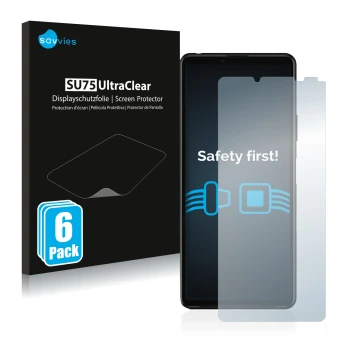 Parte frontal de un envase de producto con el logotipo de la marca Savvies. Al lado se muestra el dispositivo Sony Xperia 10 I