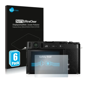 Parte frontal de un envase de producto con el logotipo de la marca Savvies. Al lado se muestra el dispositivo Fujifilm X-E4 co