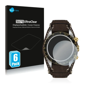 Parte frontal de un envase de producto con el logotipo de la marca Savvies. Al lado se muestra el dispositivo Tudor Black Bay 