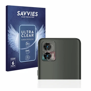 Parte frontal de un envase de producto con el logotipo de la marca Savvies. Al lado se muestra el dispositivo Motorola Edge 30