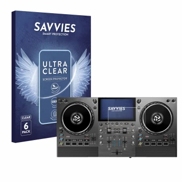 Parte frontal de un envase de producto con el logotipo de la marca Savvies. Al lado se muestra el dispositivo Numark Mixstream