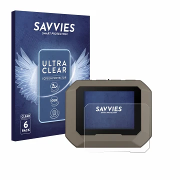 Parte frontal de un envase de producto con el logotipo de la marca Savvies. Al lado se muestra el dispositivo Garmin Xero C1 P