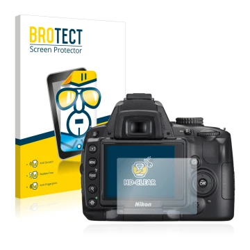 Parte frontal de un envase de producto con el logotipo de la marca BROTECT. Al lado se muestra el dispositivo Nikon D5000 con 