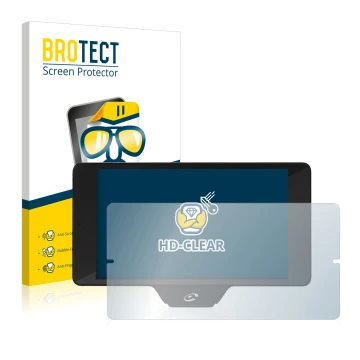 Parte frontal de un envase de producto con el logotipo de la marca BROTECT. Al lado se muestra el dispositivo Coyote Nav+ 2017