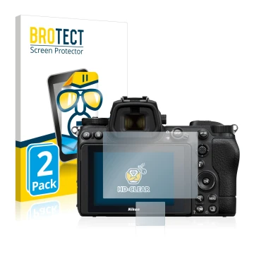 Parte frontal de un envase de producto con el logotipo de la marca BROTECT. Al lado se muestra el dispositivo Nikon Z 7 II con