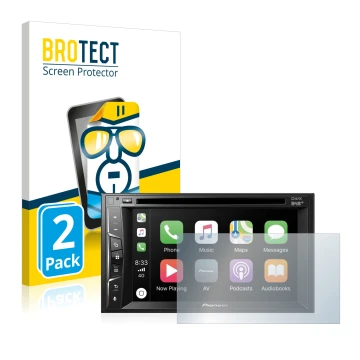 Parte frontal de un envase de producto con el logotipo de la marca BROTECT. Al lado se muestra el dispositivo Pioneer AVH-Z320