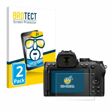 Parte frontal de un envase de producto con el logotipo de la marca BROTECT. Al lado se muestra el dispositivo Nikon Z50 II con