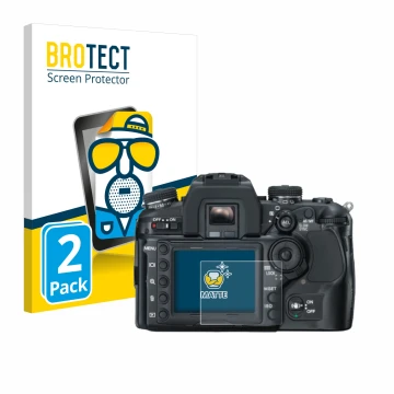 Parte frontal de un envase de producto con el logotipo de la marca BROTECT. Al lado se muestra el dispositivo Konica Minolta D