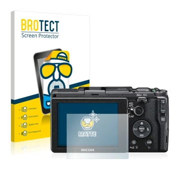 Parte frontal de un envase de producto con el logotipo de la marca BROTECT. Al lado se muestra el dispositivo Ricoh GR II 2015