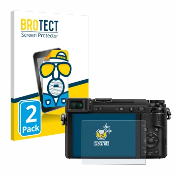 Parte frontal de un envase de producto con el logotipo de la marca BROTECT. Al lado se muestra el dispositivo Panasonic Lumix 