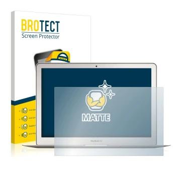 Parte frontal de un envase de producto con el logotipo de la marca BROTECT. Al lado se muestra el dispositivo Apple MacBook Ai