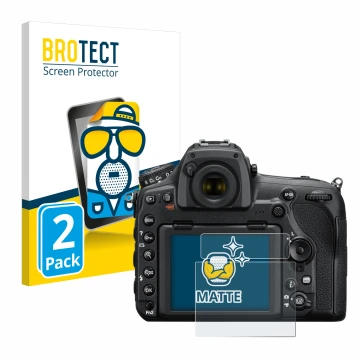Parte frontal de un envase de producto con el logotipo de la marca BROTECT. Al lado se muestra el dispositivo Nikon D850 con s