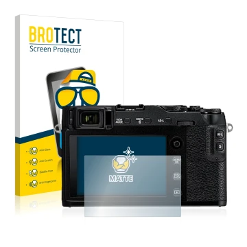 Parte frontal de un envase de producto con el logotipo de la marca BROTECT. Al lado se muestra el dispositivo Fujifilm X-E3 co
